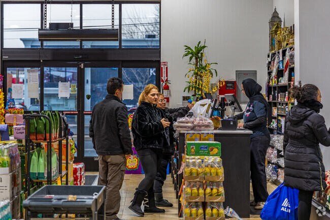 Al-Aqsa Supermarket is known for its freshly prepared meats and cheeses and a friendly ambiance.