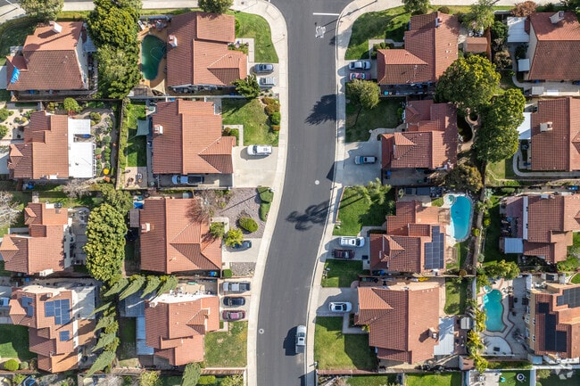 Homes throughout Moorpark sit on smaller lots.