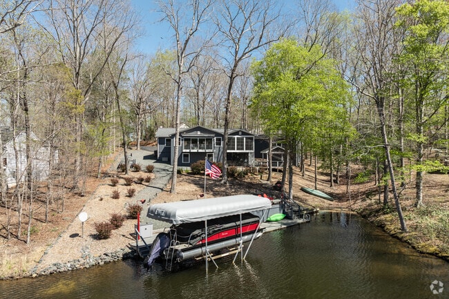 Lake Monticello offers lots with private docks to store your boat.