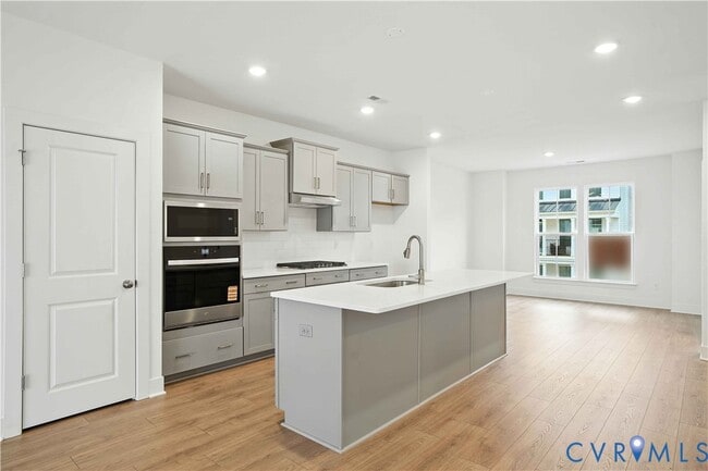 15327 Sunray Aly, Midlothian, VA 23112 - photo 3