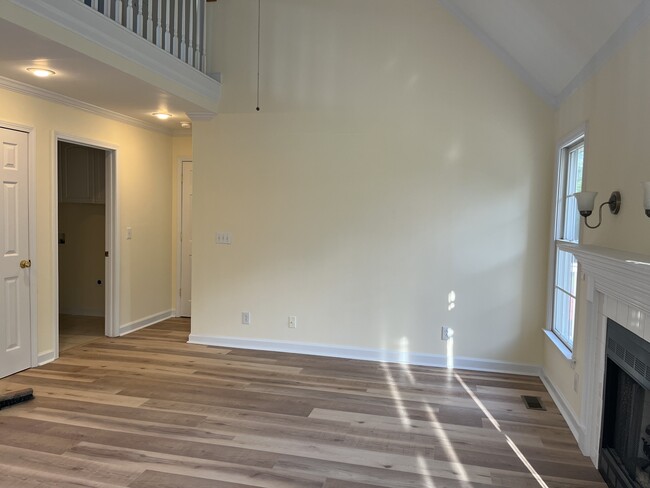 6 Willow Tree Ct, Johnson City, TN 37604 - photo 3