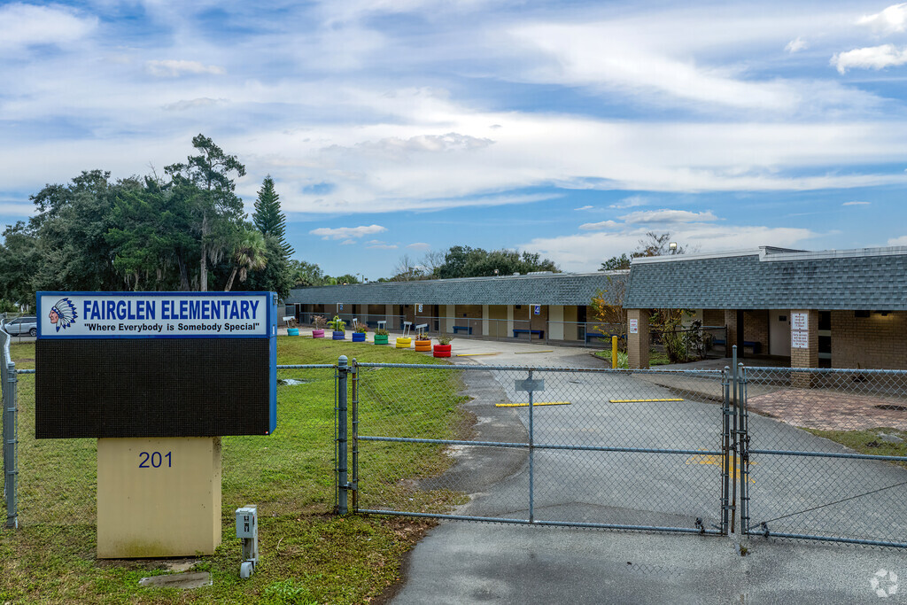 Fairglen Elementary School is located on Indian Trail in Cocoa, Florida.