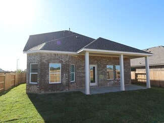 14102 Baikal Manor Dr, Santa Fe, TX 77510