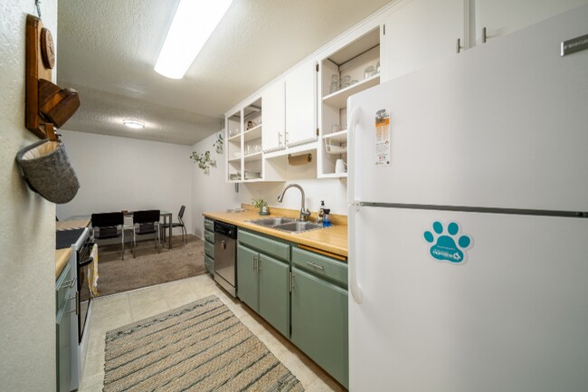 1013 S Sunshine Ave unit 28, El Cajon, CA 92020 - photo 5