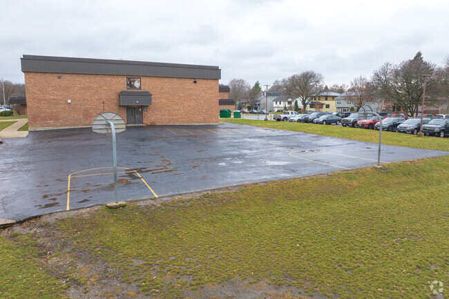 Westmore Elementary School challenges and ecourages children to learn.