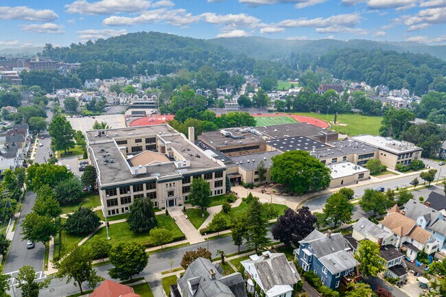 Morristown High School offers a rigorous academic curriculum.