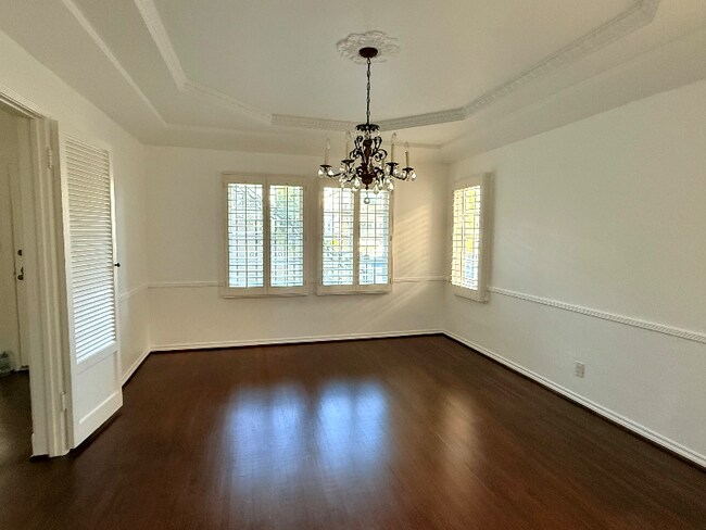 8218 Blackburn Ave, Los Angeles, CA 90048 - photo 5