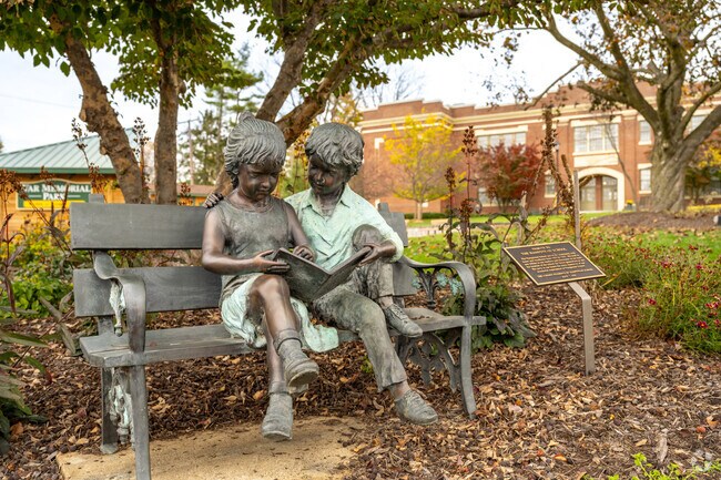 Unique features and sculptures adorn the Hampstead neighborhood.