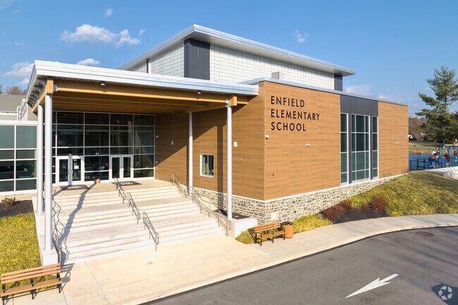 Enfield Elementary School is an above average, public school located in Oreland, PA.