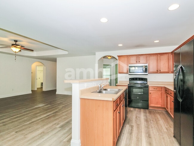 1254 Clancy Dr NE, Leland, NC 28451 - photo 3