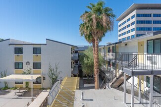 210-218 S 8th St, Las Vegas, NV 89101