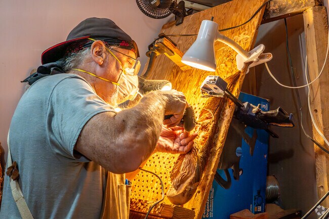 Artisans create one of a kind sculptures at It's a Burl.
