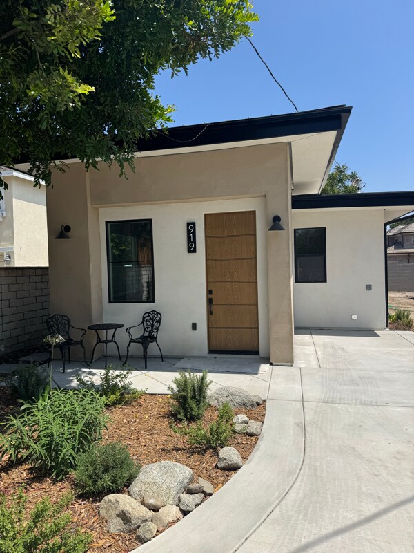 919 Wildrose Ave, Monrovia, CA 91016