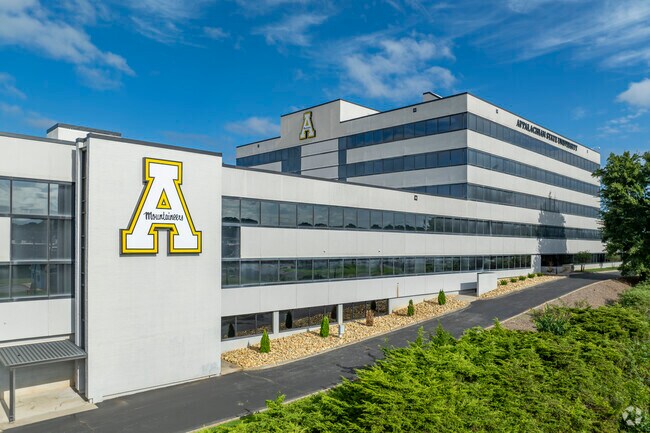 Residents of Forest Hills are a few minutes from Appalachian State University's Hickory campus.