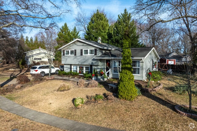 Severna Park has a wide selections of housing types, including split-levels.