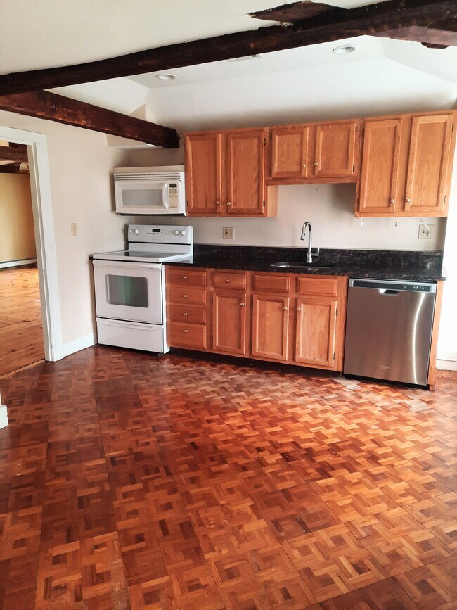 58 Main St unit 2, Marshfield, MA 02050 - photo 3