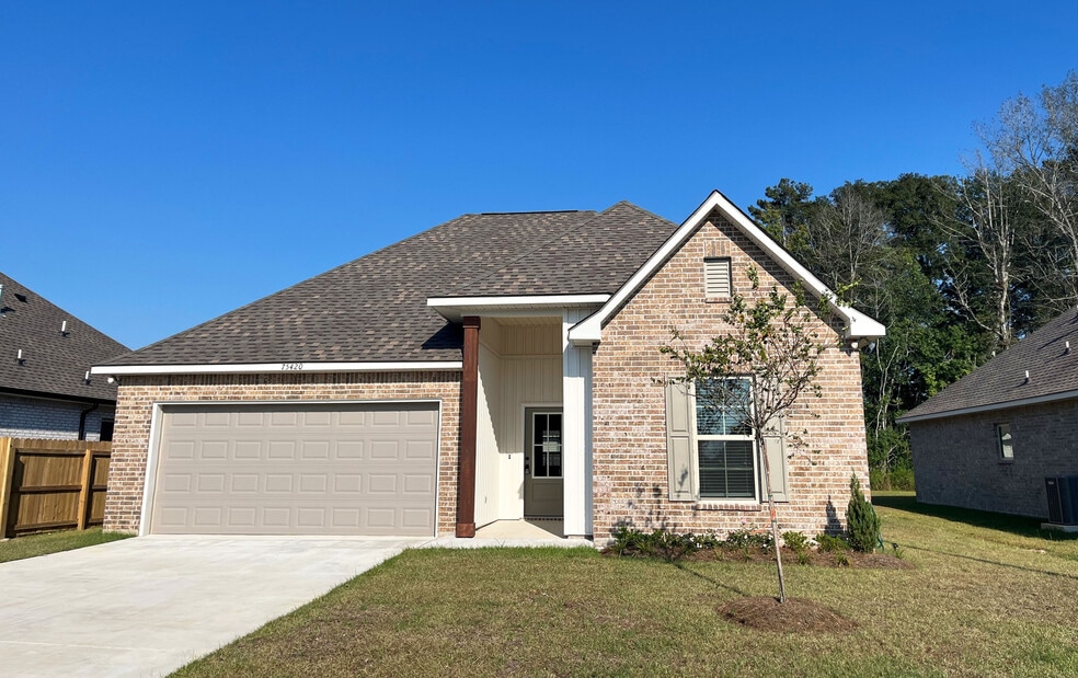 75420 Victoria Dr, Covington, LA 70435 - photo 1