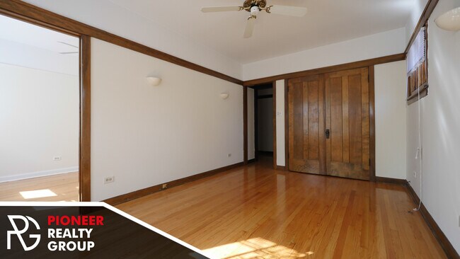 812 W Waveland Ave unit M02B, Chicago, IL 60613 - photo 3