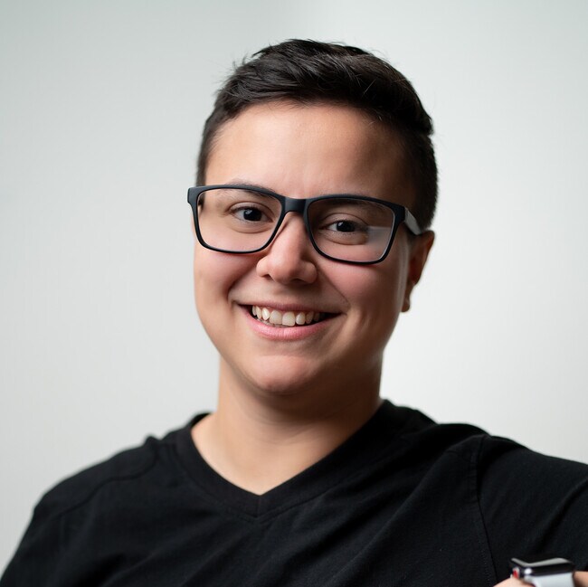 Agent Photo