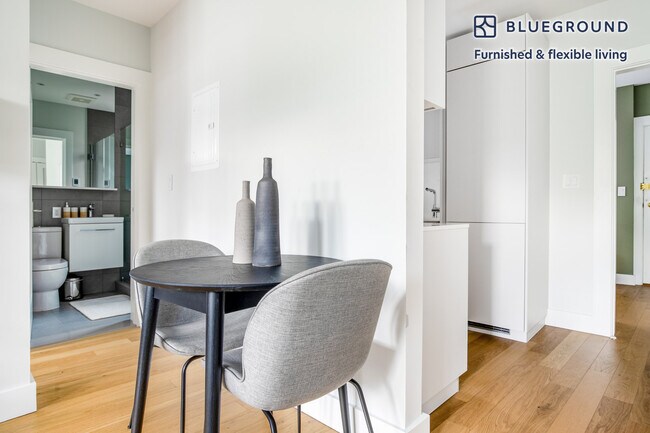 4 Elko St unit FL1-ID271, Boston, MA 02135 - photo 4