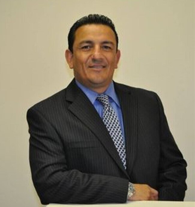 Agent Photo