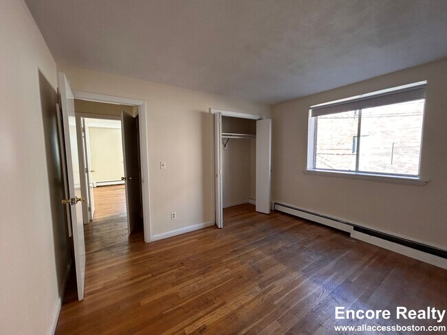 50 Gardner St unit 10, Allston, MA 02134 - photo 6