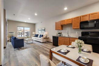 26 1st Ave SW, Watertown, SD 57201