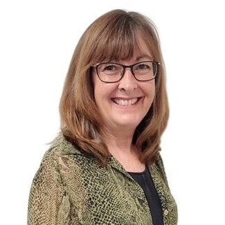 Kelly Pfeil