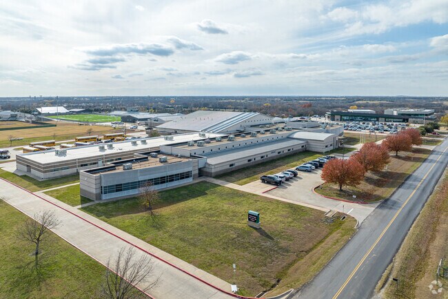 Blue Ridge High School has a student-teacher ratio of 11:1.