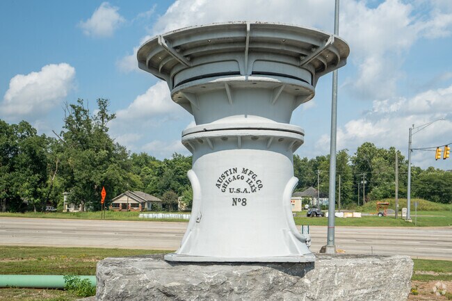 This artwork in front of Wade Sand and Gravel is another unique feature to enjoy in Thomas.