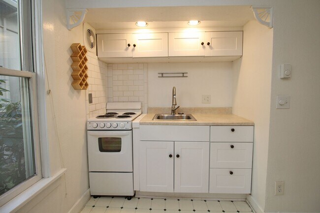 4826 NE 14th Place unit 2, Portland, OR 97211 - photo 7