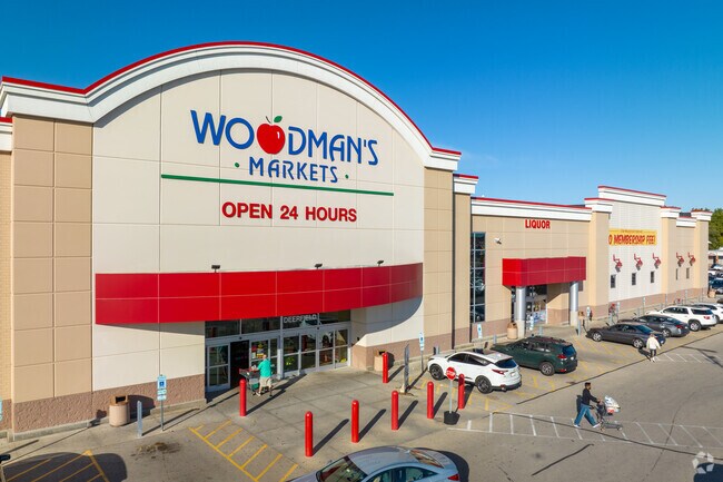 Head to Woodman's Market in Northeast Buffalo Grove for all of your grocery needs.