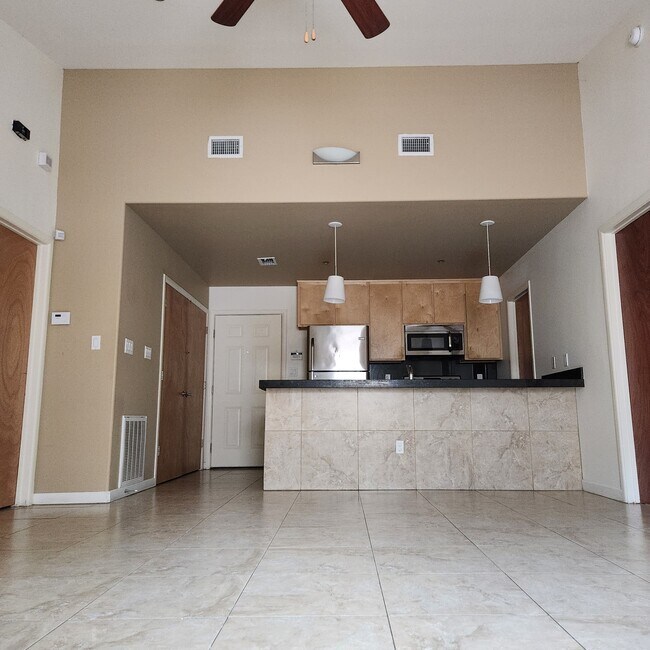 2009 Upland Dr unit 1, Edinburg, TX 78539 - photo 6