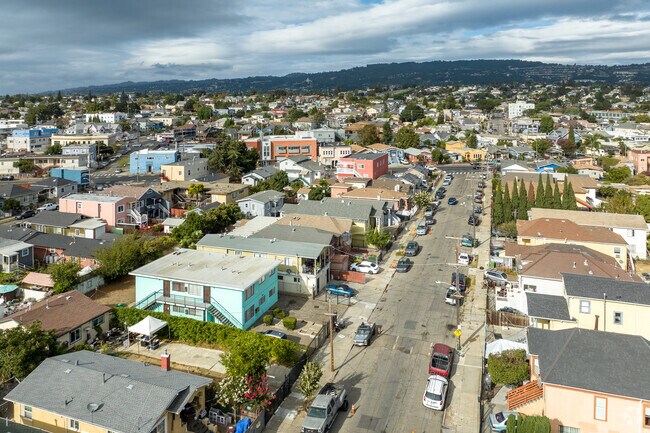 Aerial view of the Fremont neighborhood in Oakland.
