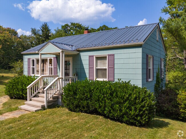 Kabrich Crescent homes blend historic charm with modern updates, appealing to many buyers.