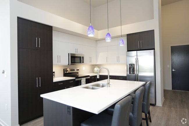 2BR, 2BA - C Unit_1250 SF