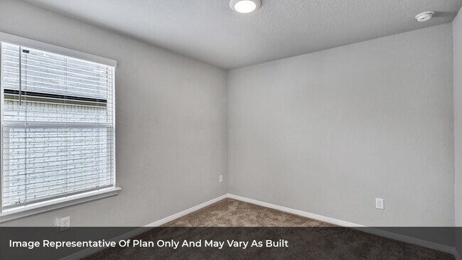 193 Balmorhea St, Kyle, TX 78640 - photo 4