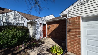 1471 Eagle Highlands Dr, Fairborn, OH 45324