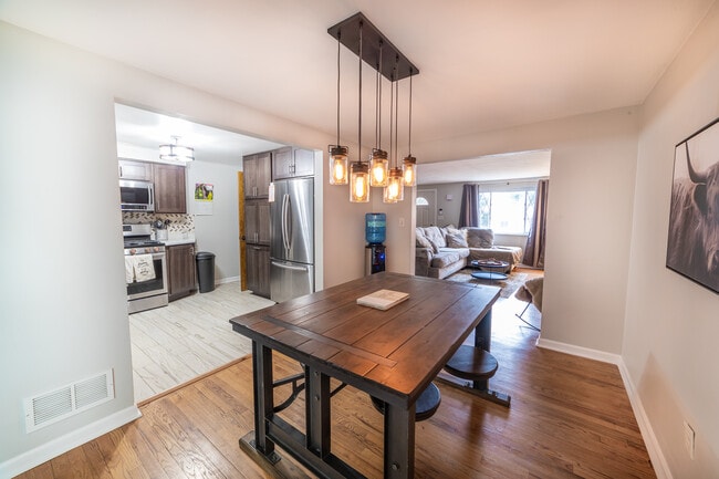 108 Preston Dr, Braddock, PA 15104 - photo 7