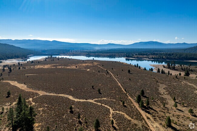 An aerial view of Prosser Reservoir, which can be found directly adjacent to Prosser Lake Heights.
