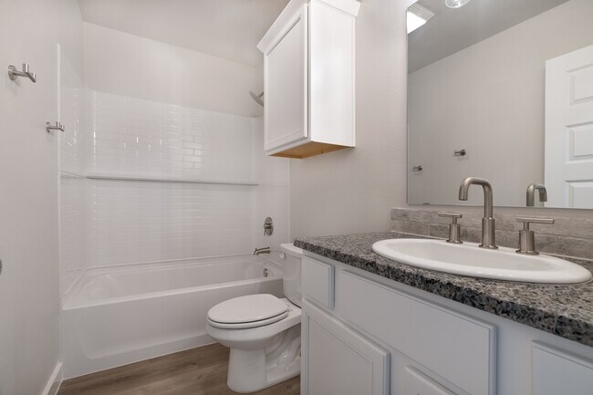 8418 10th Place unit 36461107, Lubbock, TX 79416 - photo 6
