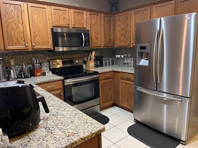 12718 Country Brook Ln, Tampa, FL 33625 - photo 4