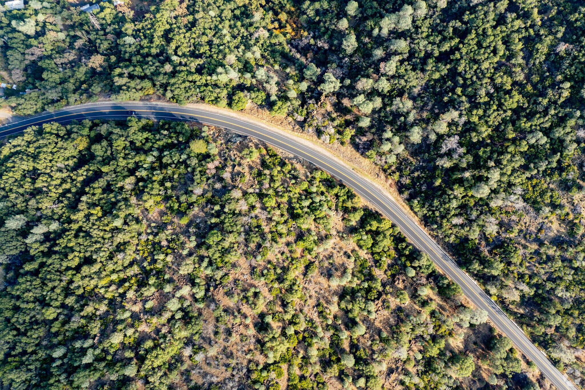 Central Yosemite Highway connects Mariposa to Merced and Yosemite National Park.