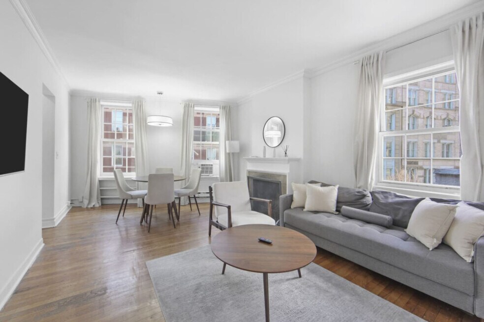 181 W 4th St unit ID1302124P, New York, NY 10014 - photo 1
