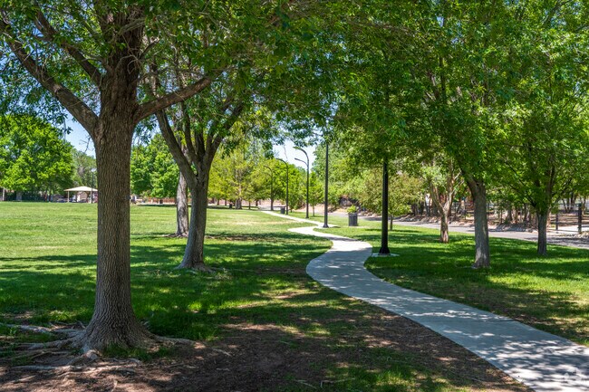 Many large shade trees and hiking trails can be enjoyed in Los Duranes.