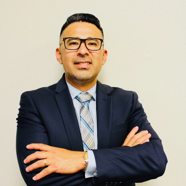 Agent Photo