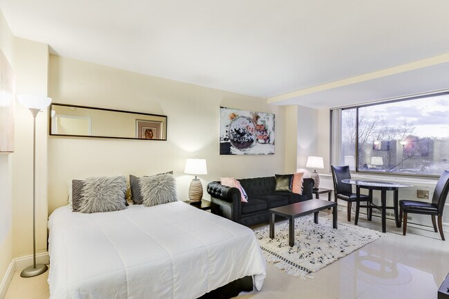 1111 Arlington Blvd unit 546, Arlington, VA 22209 - photo 6