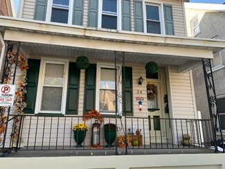 28 E Goepp St Unit 2nd Floor, Bethlehem, PA 18018