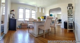 115 Lanark Rd Unit 2, Boston, MA 02135