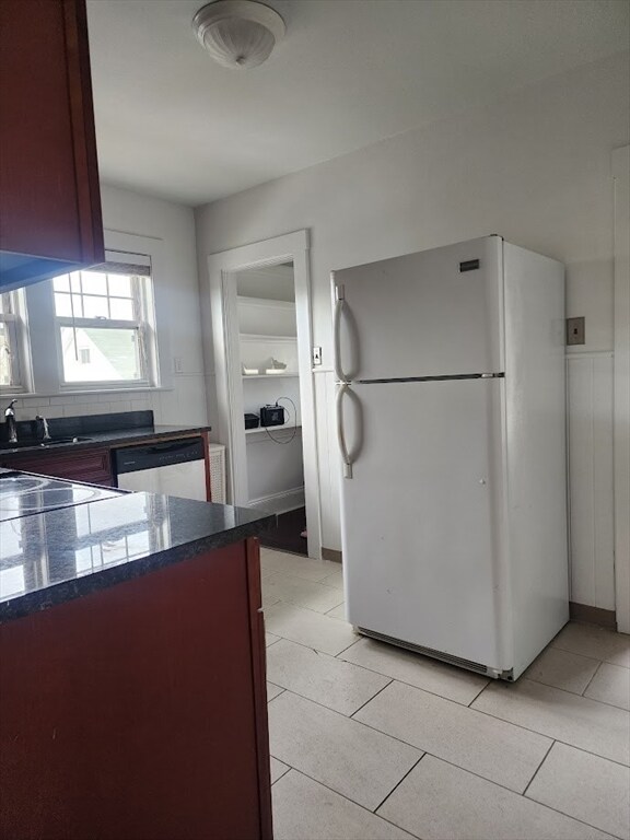 17 Murdock Ave unit 1, Quincy, MA 02169 - photo 2